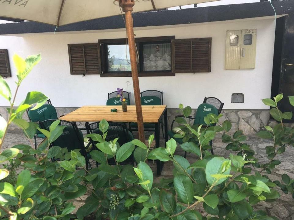 Vila Zahre Vlasic Villa Bagian luar foto